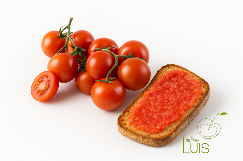 Tomate para untar fresco sobre tostada, ideal para desayunos y tapas