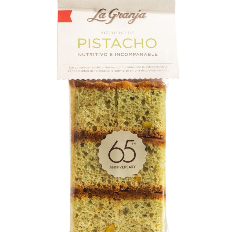 Bizcocho de pistacho artesanal gourmet, elaborado con huevos frescos y pistachos de primera calidad