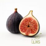 Higos negros frescos, piel oscura y pulpa tierna